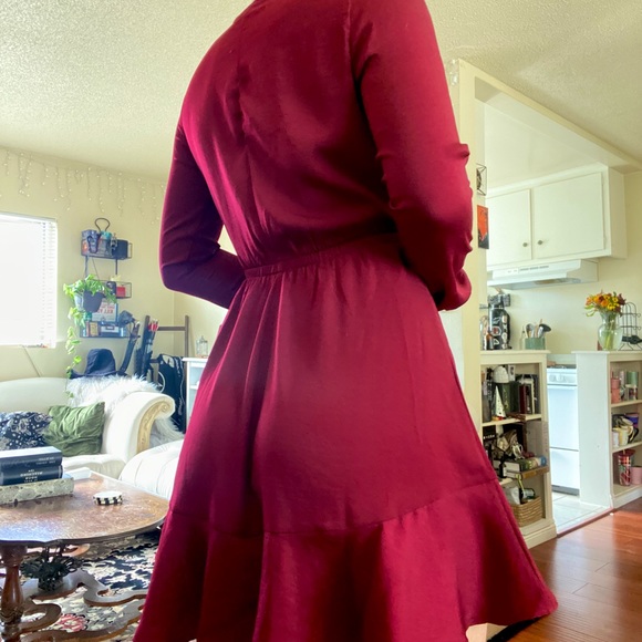 EXPRESS silk burgundy wrap dress. Size xs/small elastic waist band - Picture 2 of 6